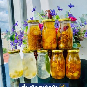 Yến sào Thủ Đức: Chuyên tổ yến thô, rút lông, tinh chế làm quà biếu tặng