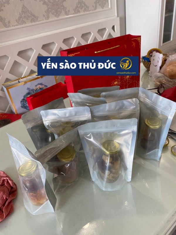 Tổ Yến chưng táo đỏ đường phèn - Set 6 hũ x 75ml